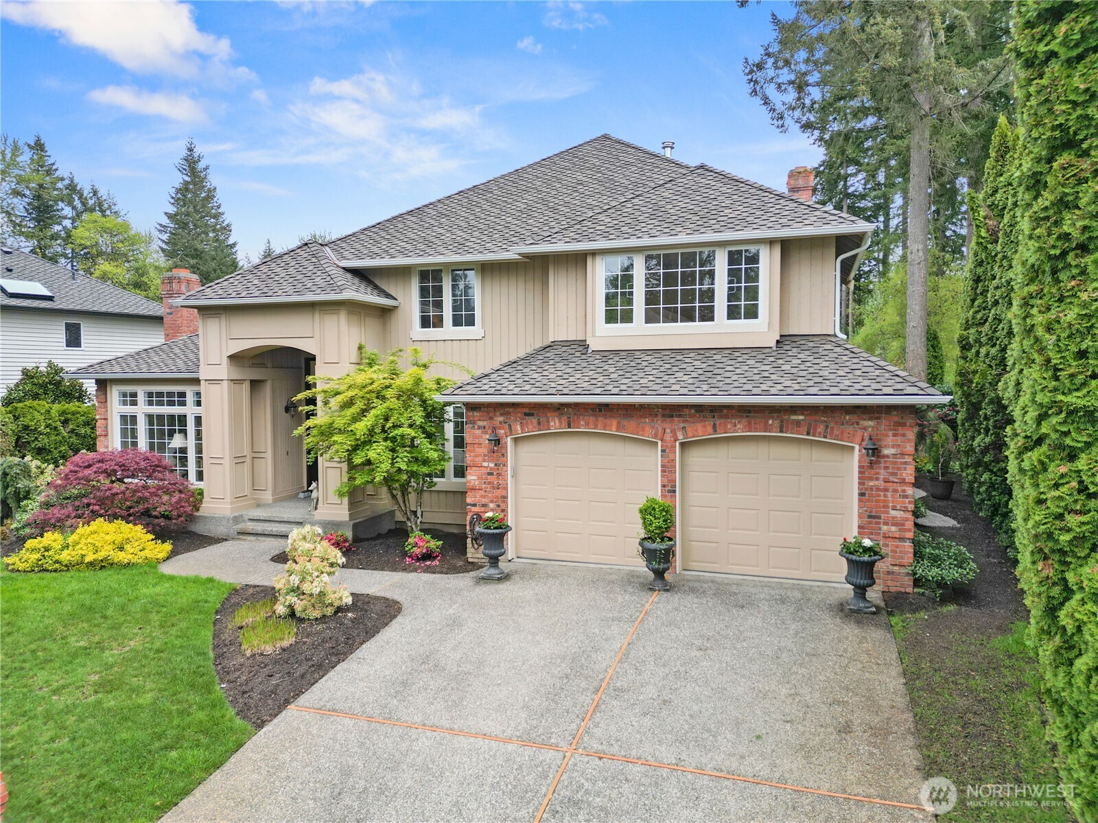 3122 235th Avenue SE, Sammamish, WA 98075, photo 3 of 3