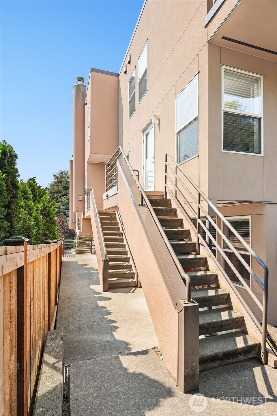 3216 14th Avenue W #202, Seattle, WA 98119, photo 4 of 19