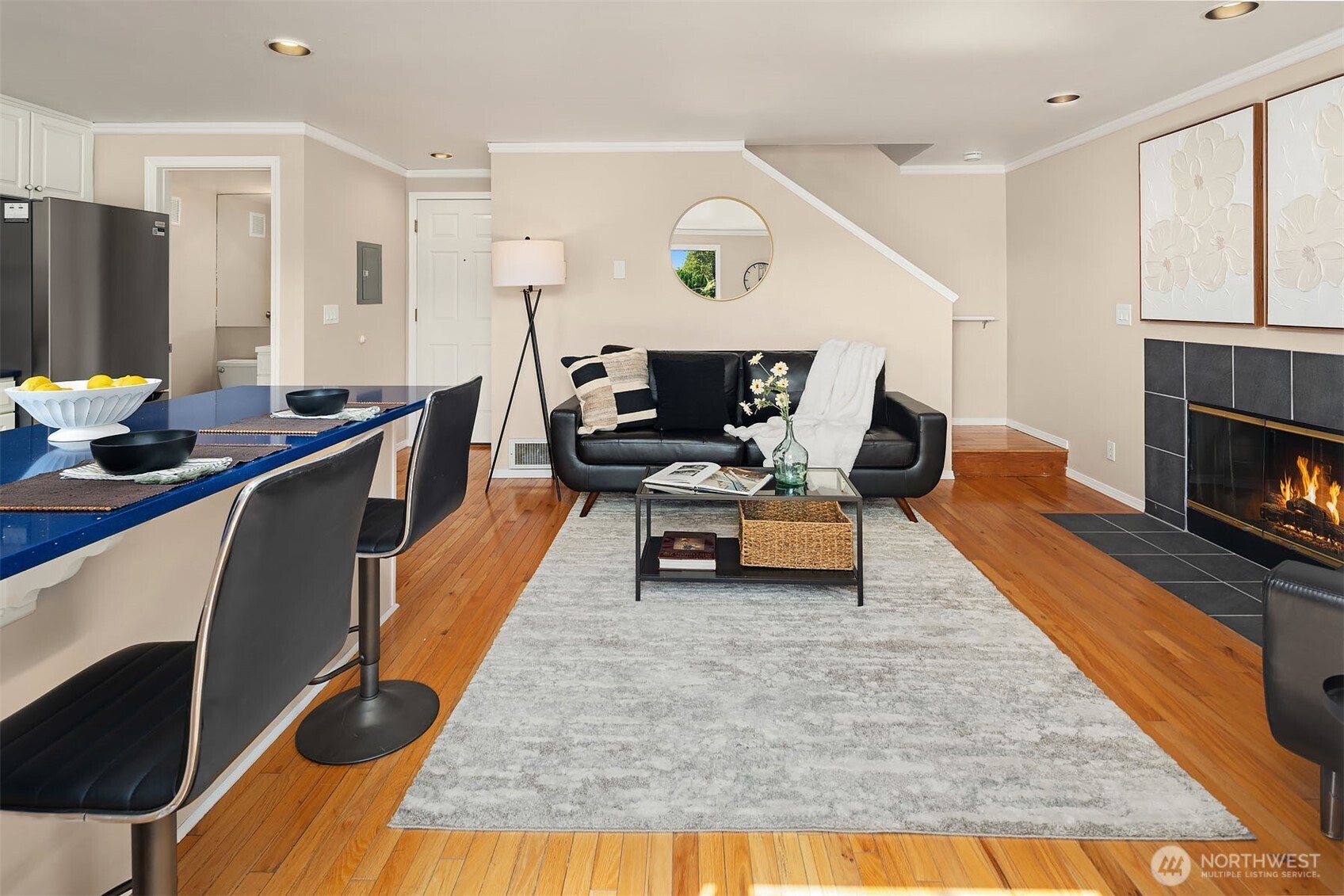 3216 14th Avenue W #202, Seattle, WA 98119, photo 5 of 19