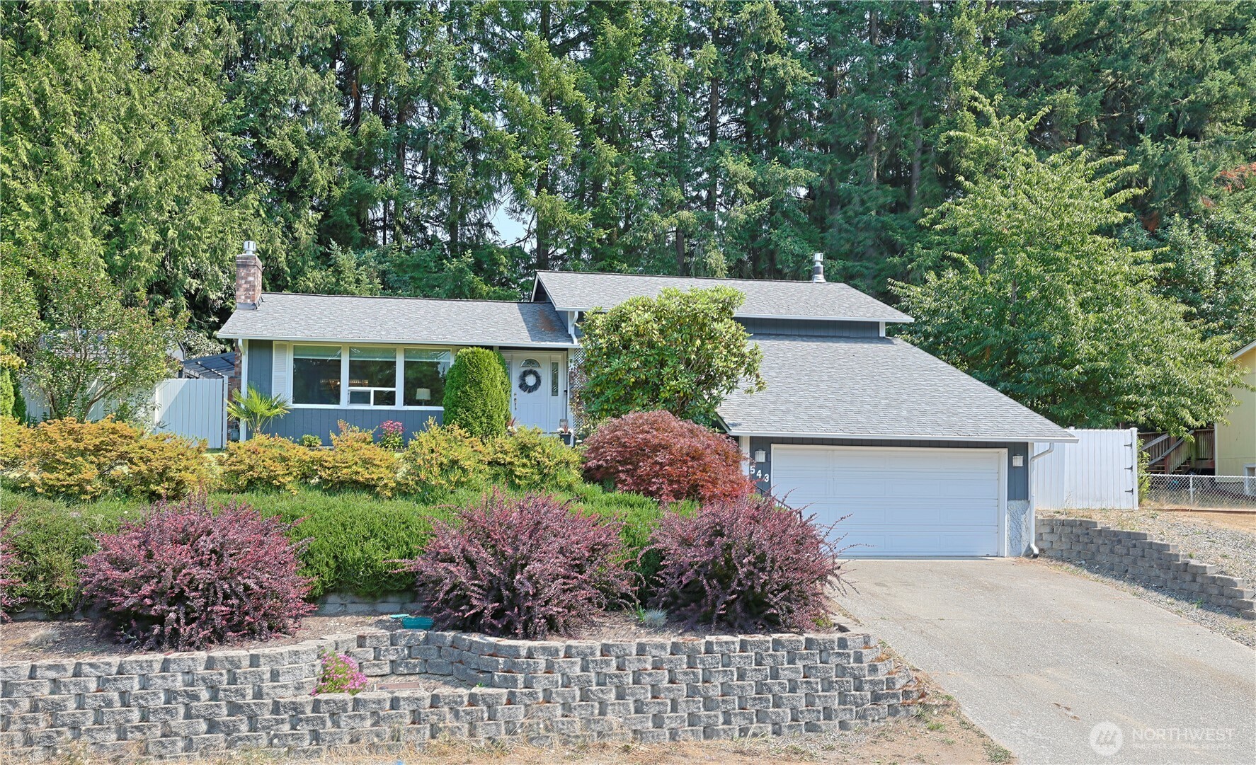543 NE Conifer Drive