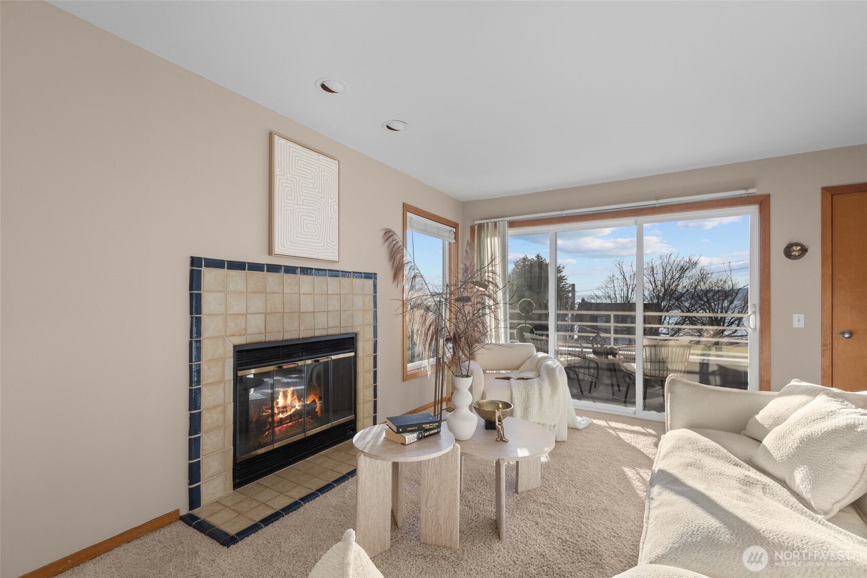 3200 Alki Avenue SW #301, Seattle, WA 98116, photo 5 of 29