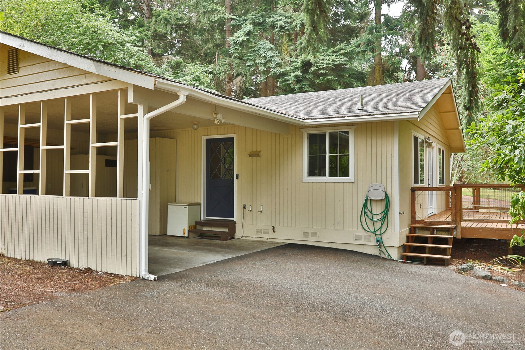 6255 Bayview Road