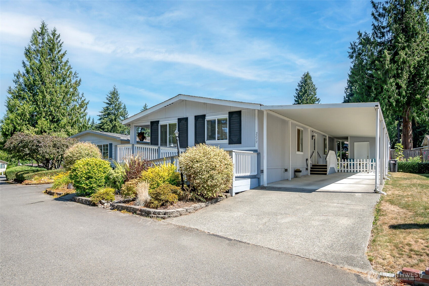 2279 Ventura Avenue #58
