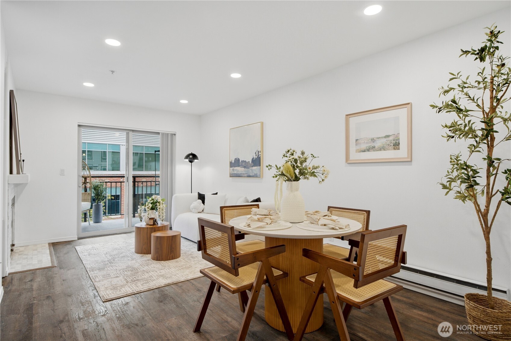 769 Hayes Street #201, Seattle, WA 98109, photo 5 of 27