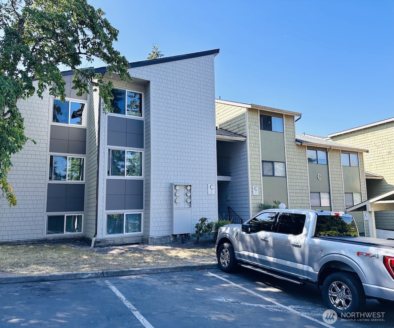 2020 Grant Avenue S #C301