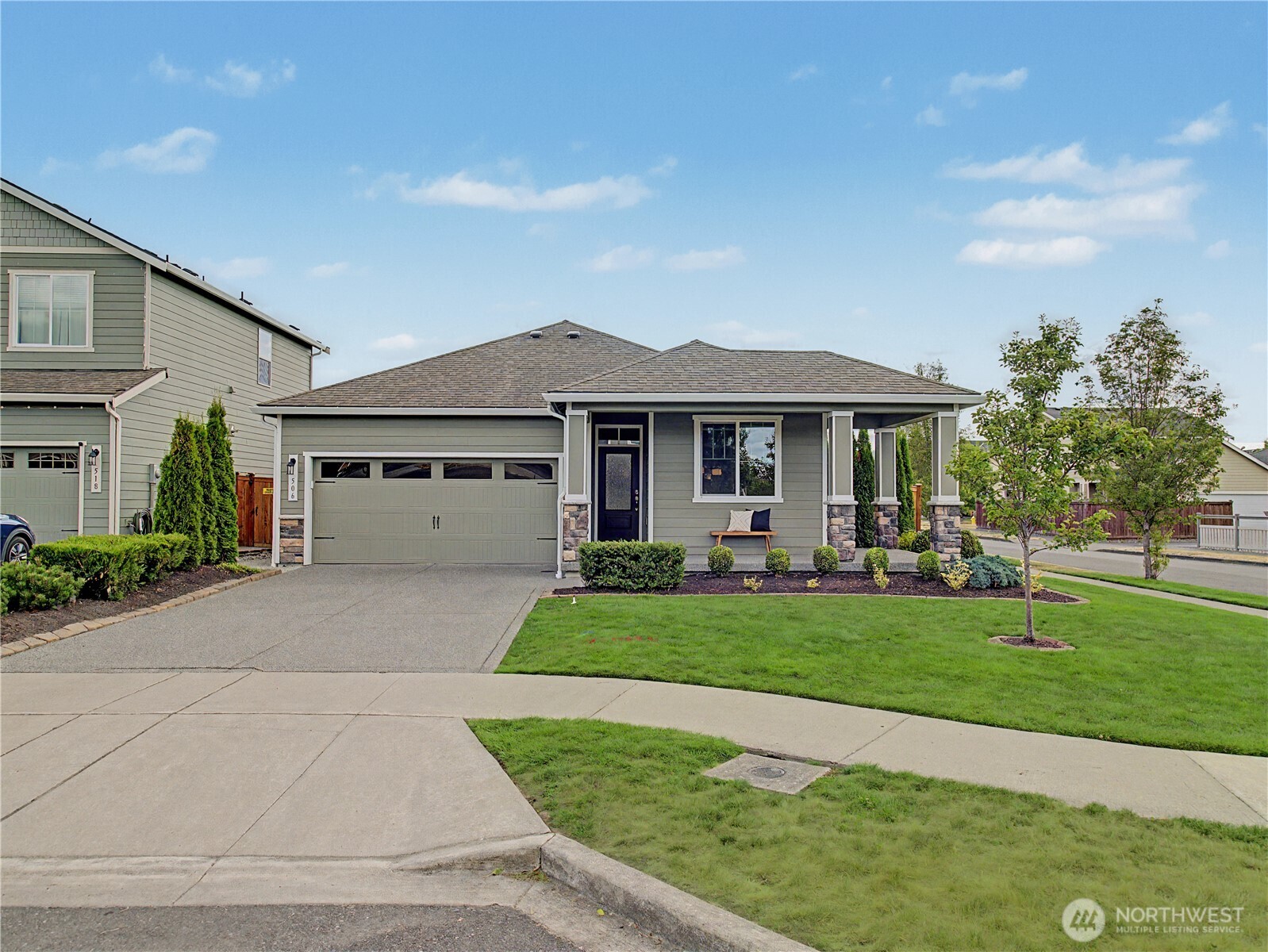 506 Bondgard Avenue E
