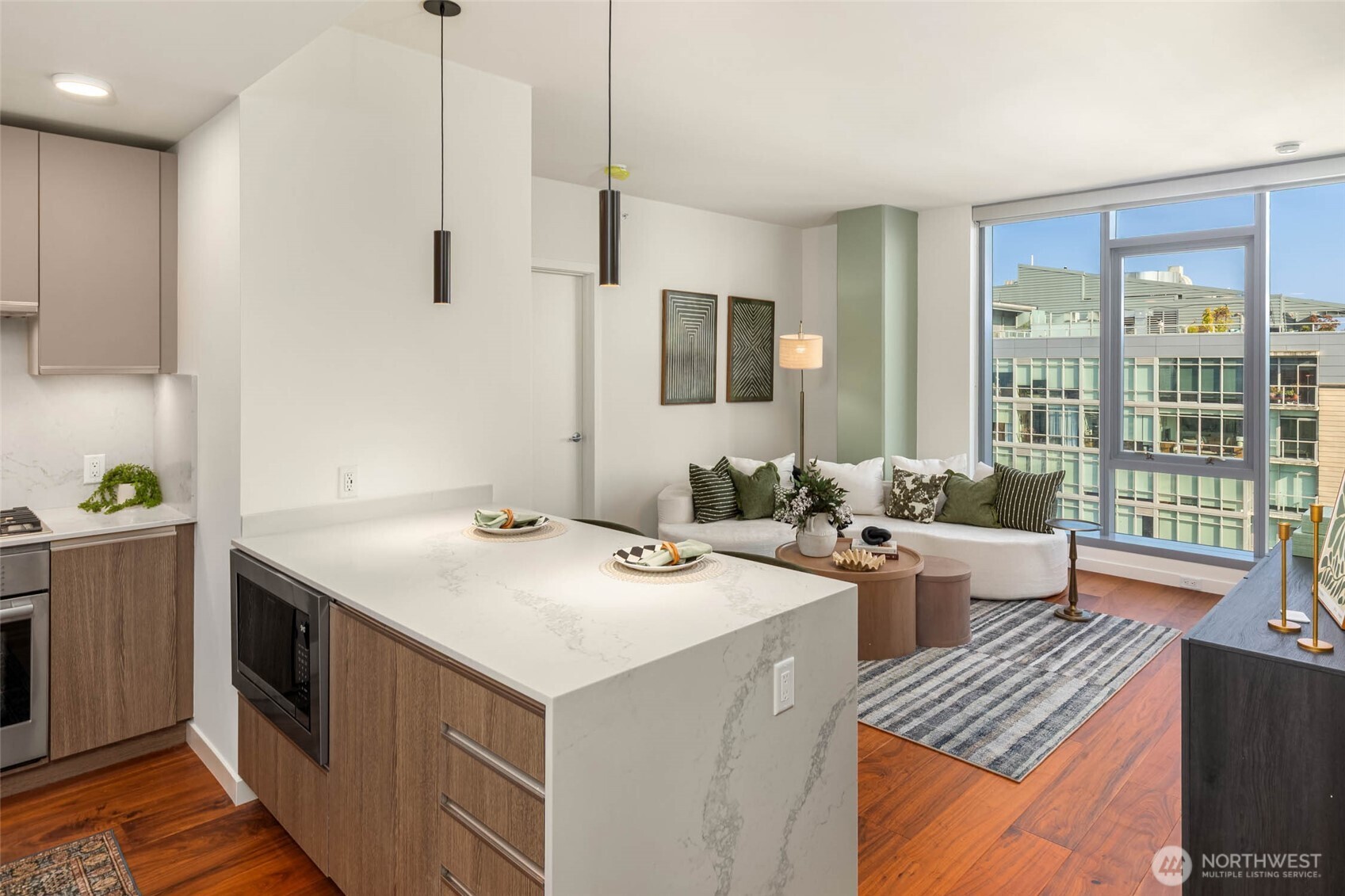 800 Columbia Street #2305, Seattle, WA 98104, photo 3 of 40