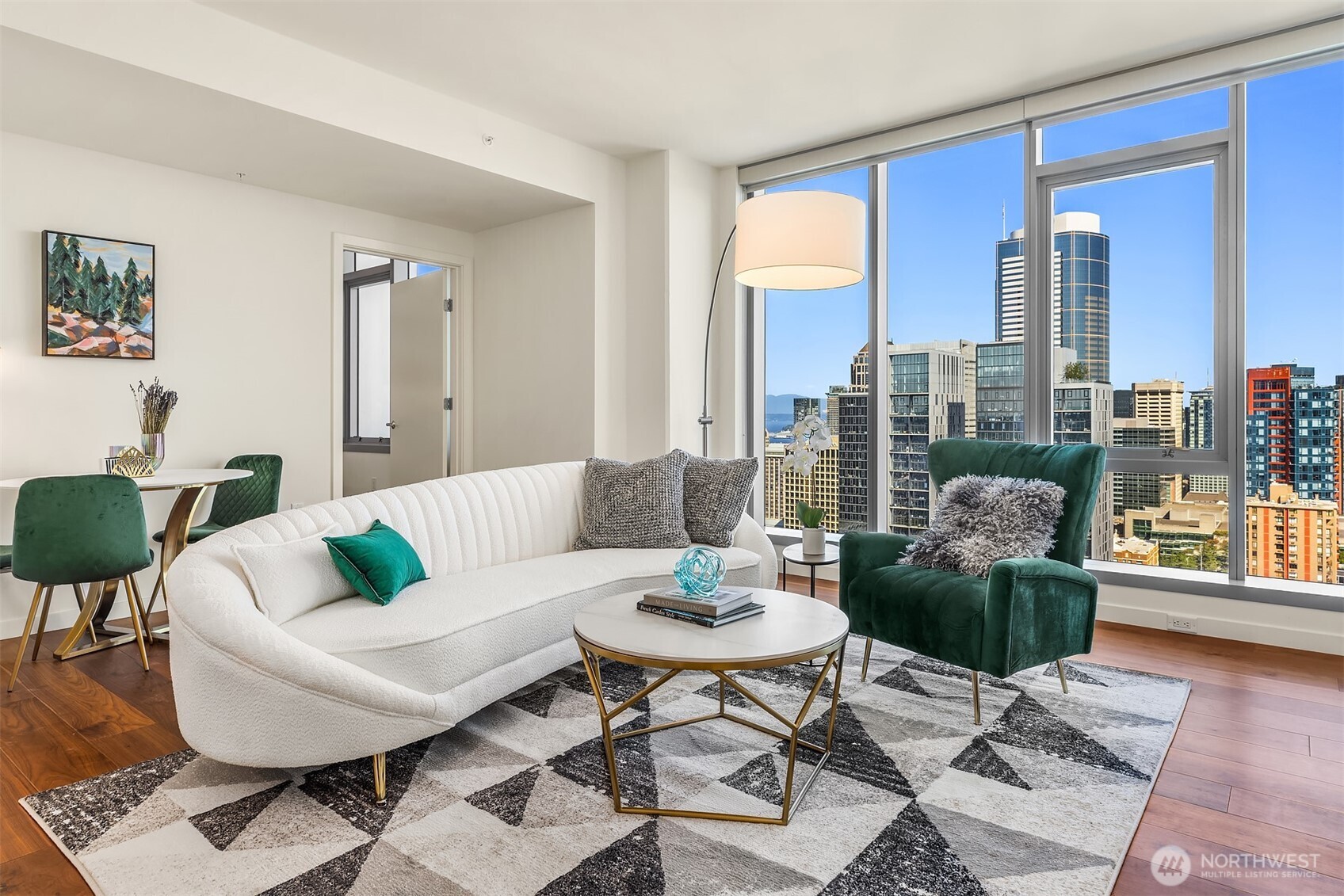 800 Columbia Street #2609