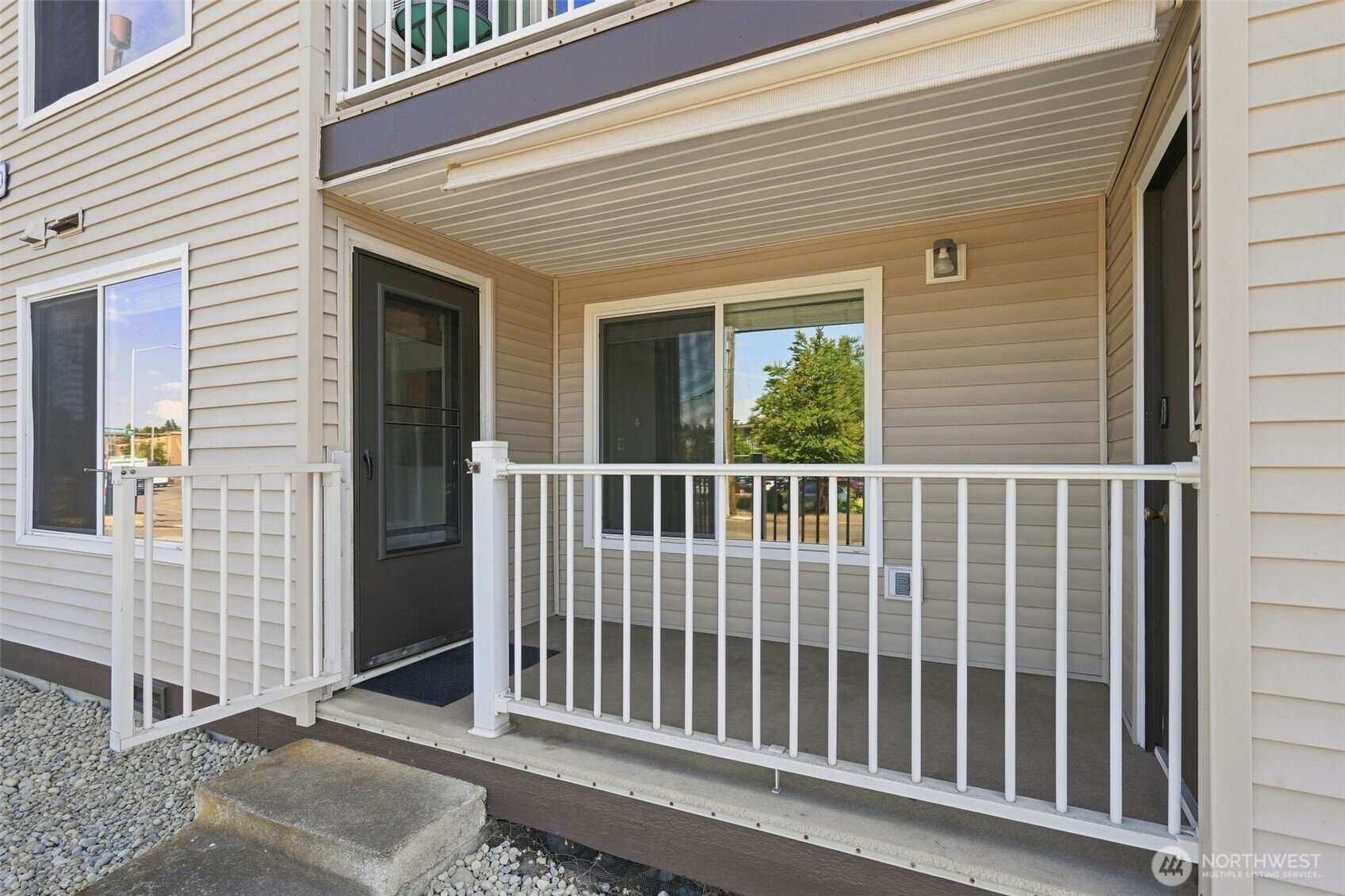 9000 25Th Avenue SW #102A, Seattle, WA 98106, photo 4 of 37