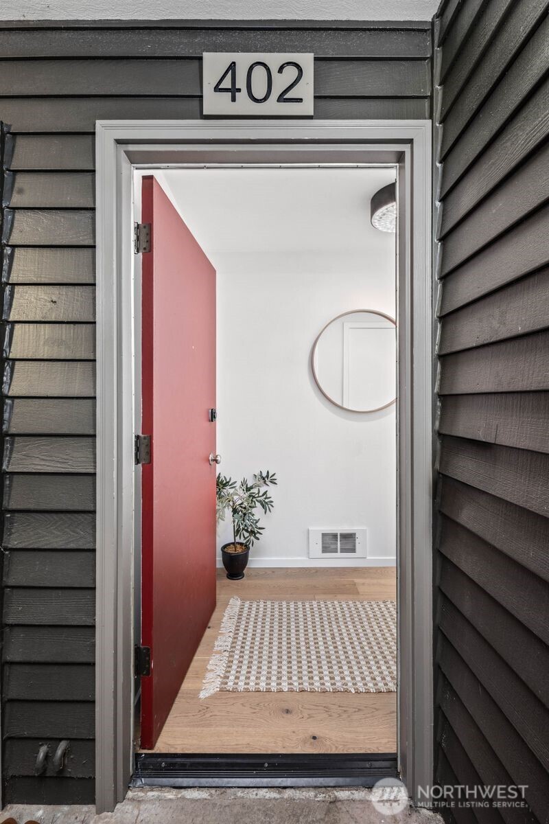 2616 4th Avenue N #402, Seattle, WA 98109, photo 2 of 30
