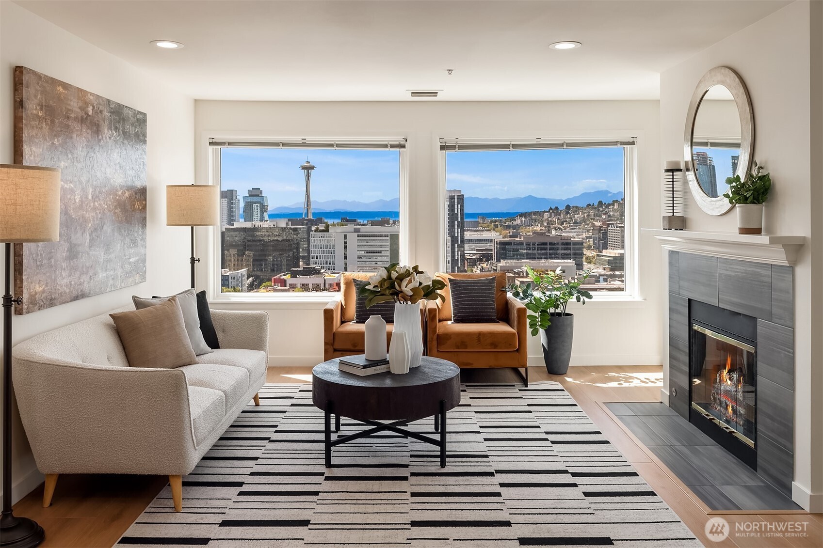 420 Melrose Avenue E #902