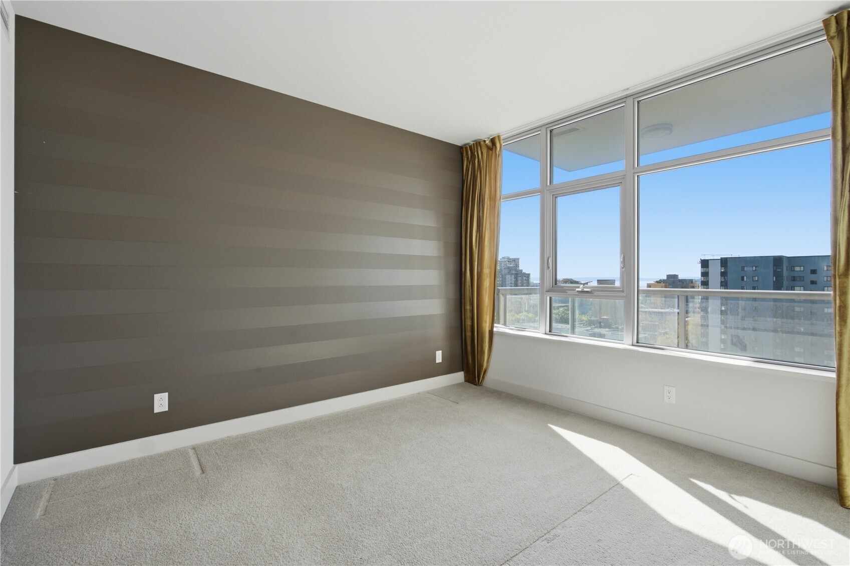 583 Battery Street #1505N, Seattle, WA 98121, photo 3 of 39