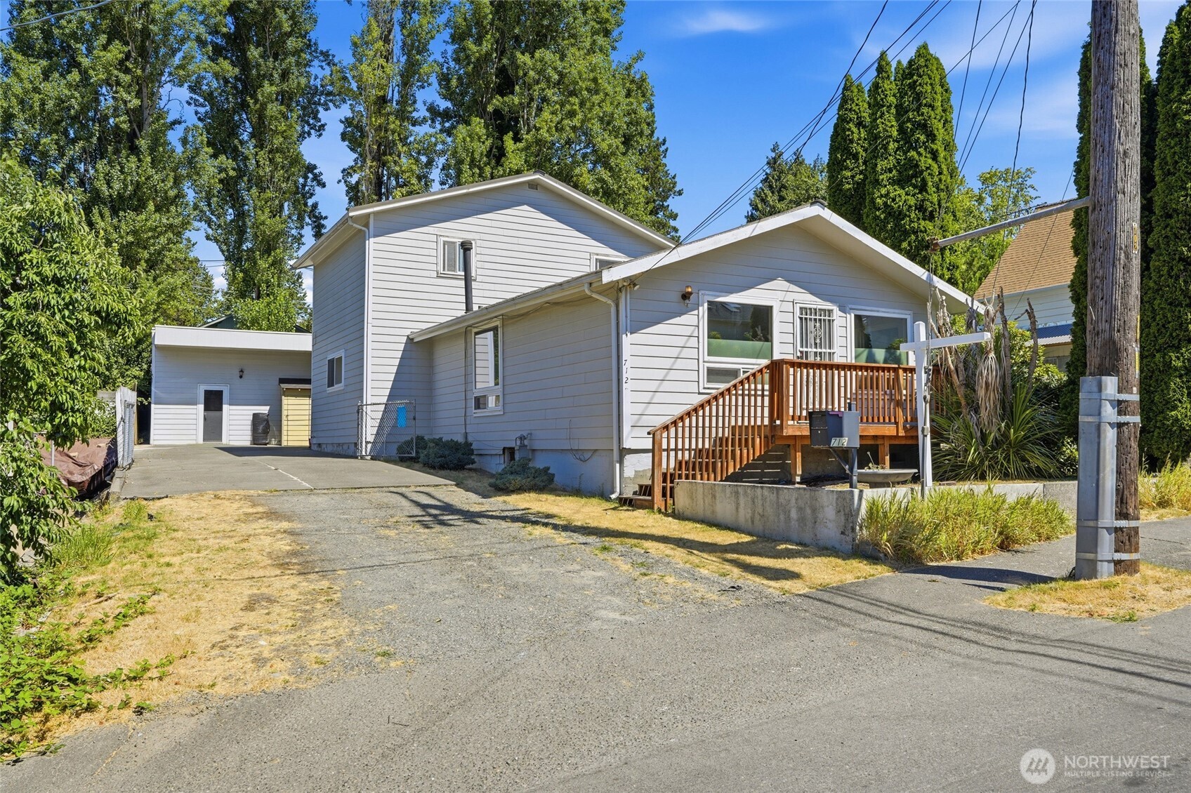712 S Director Street