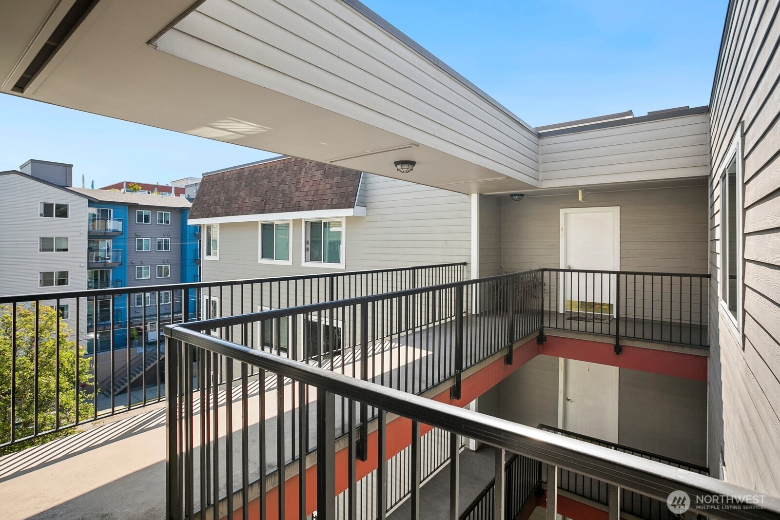 1617 Summit Avenue #42, Seattle, WA 98122, photo 3 of 25