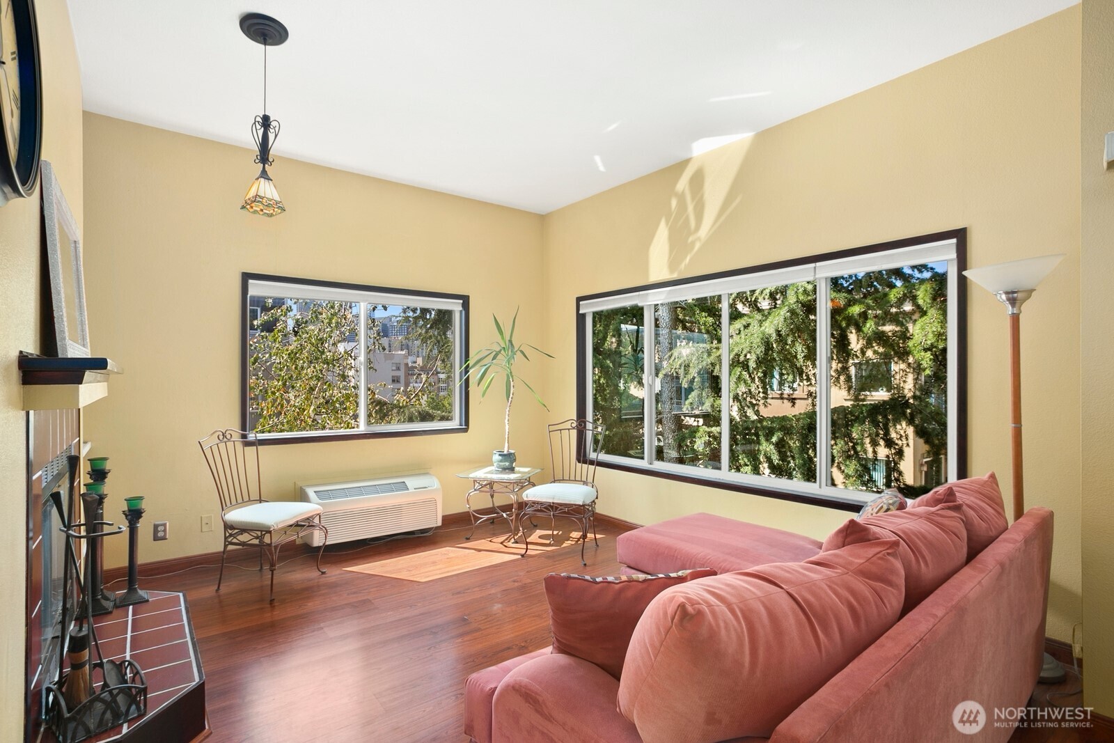 1617 Summit Avenue #42, Seattle, WA 98122, photo 5 of 25