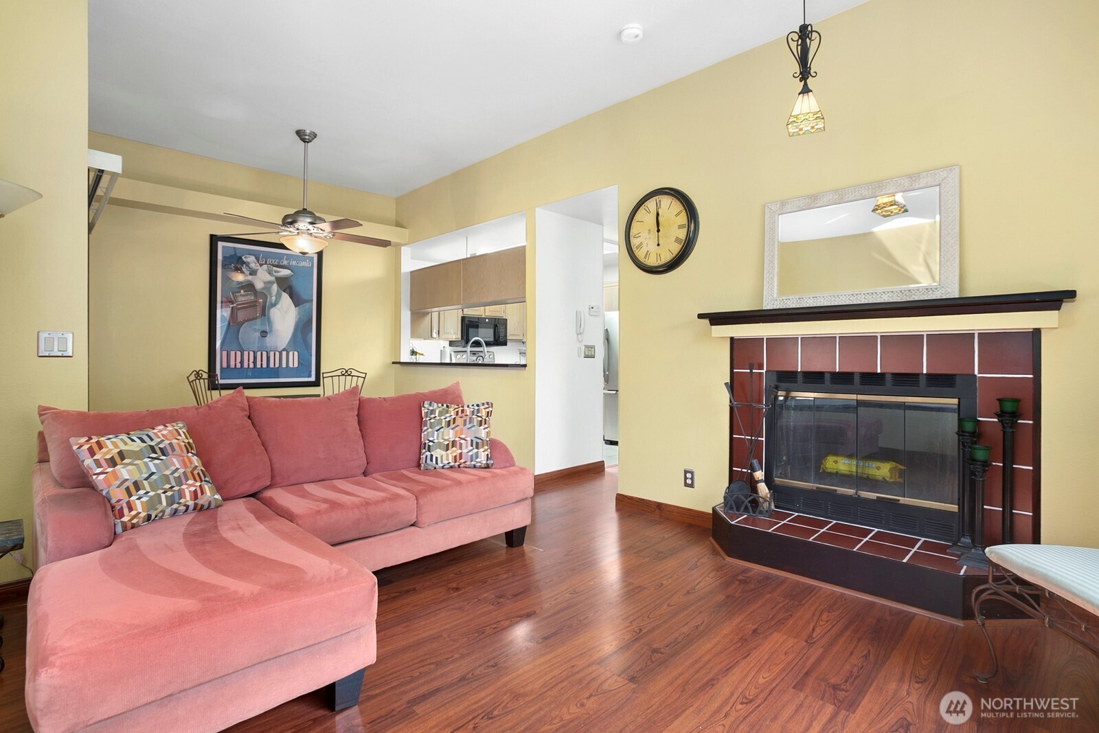 1617 Summit Avenue #42, Seattle, WA 98122, photo 3 of 25