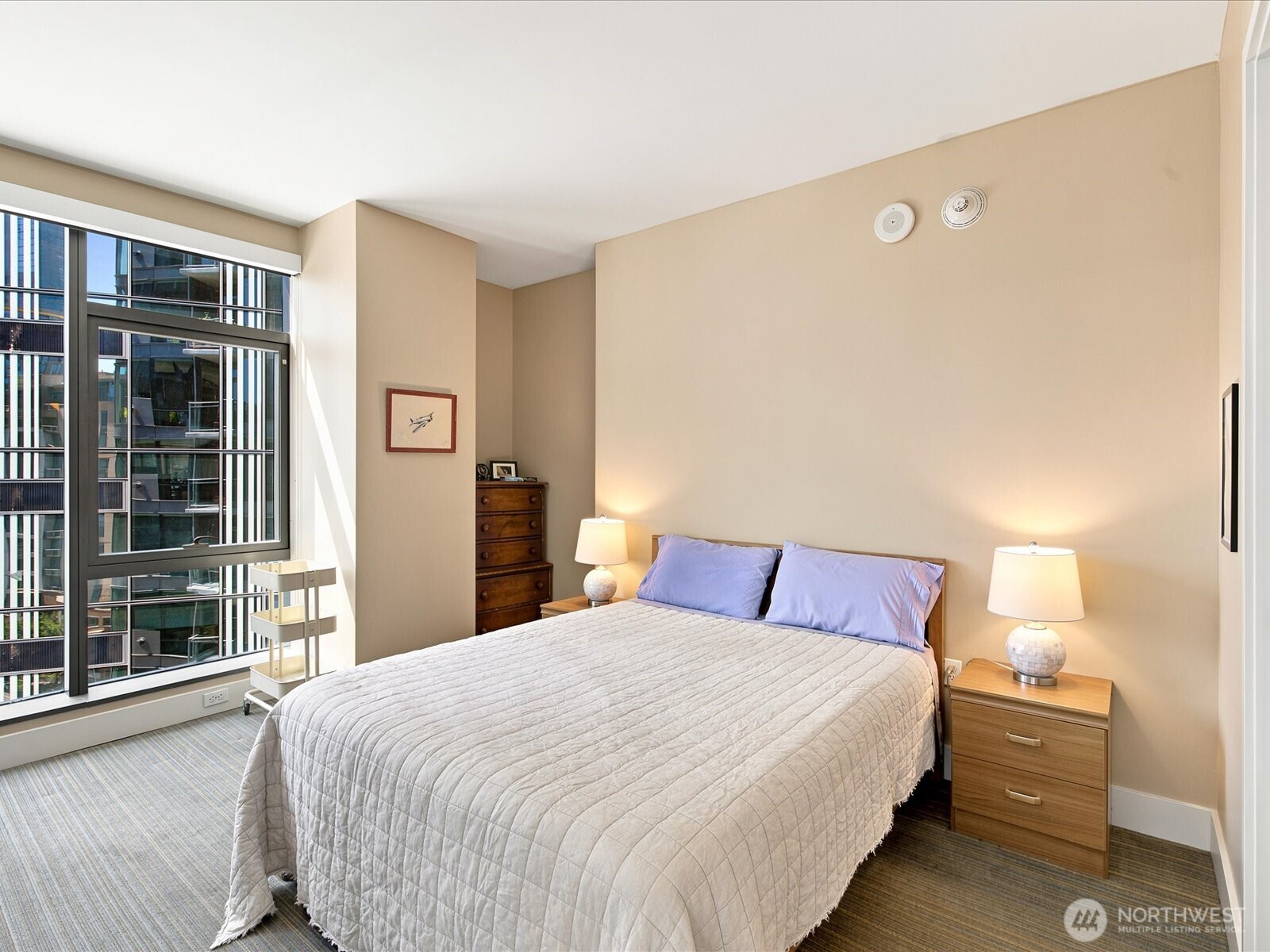 820 Blanchard Street #1007, Seattle, WA 98121-2651, photo 5 of 40