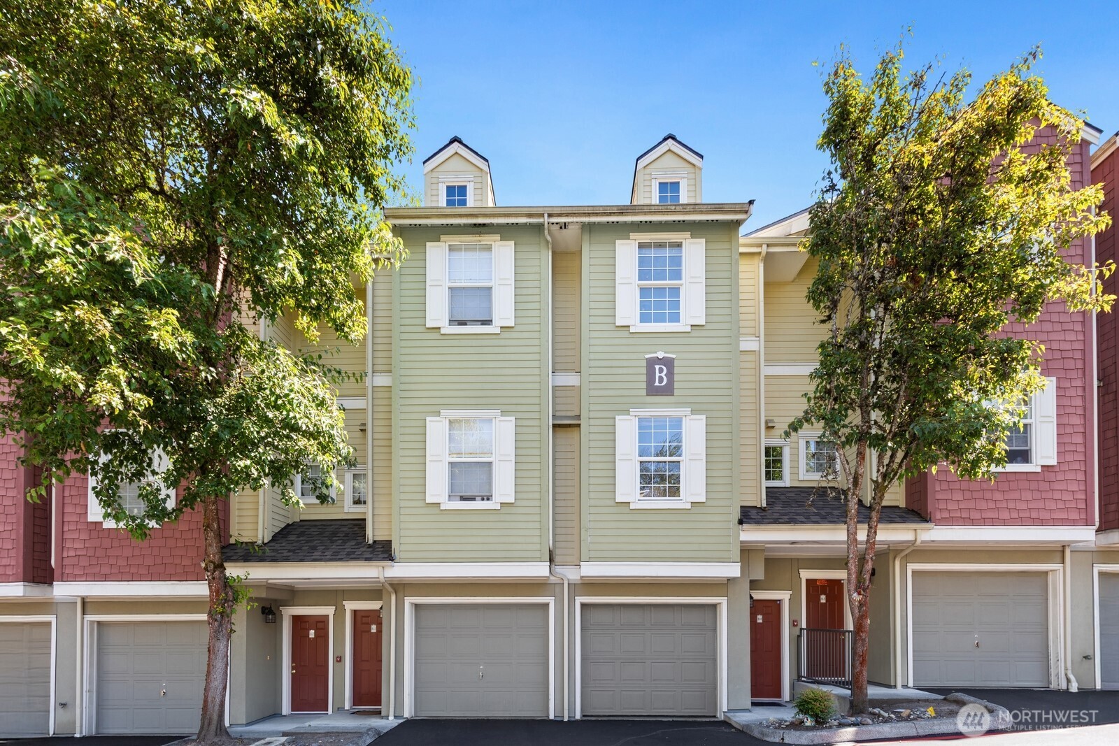 1800 NE 40 Street #B-4