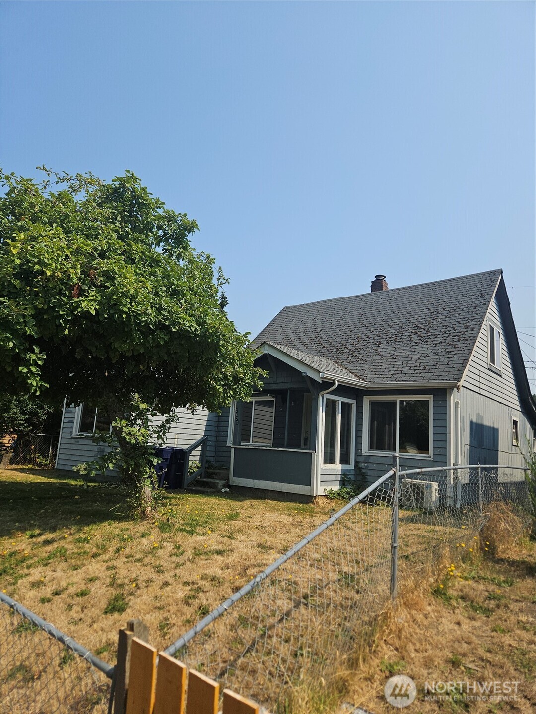 3823 E K Street