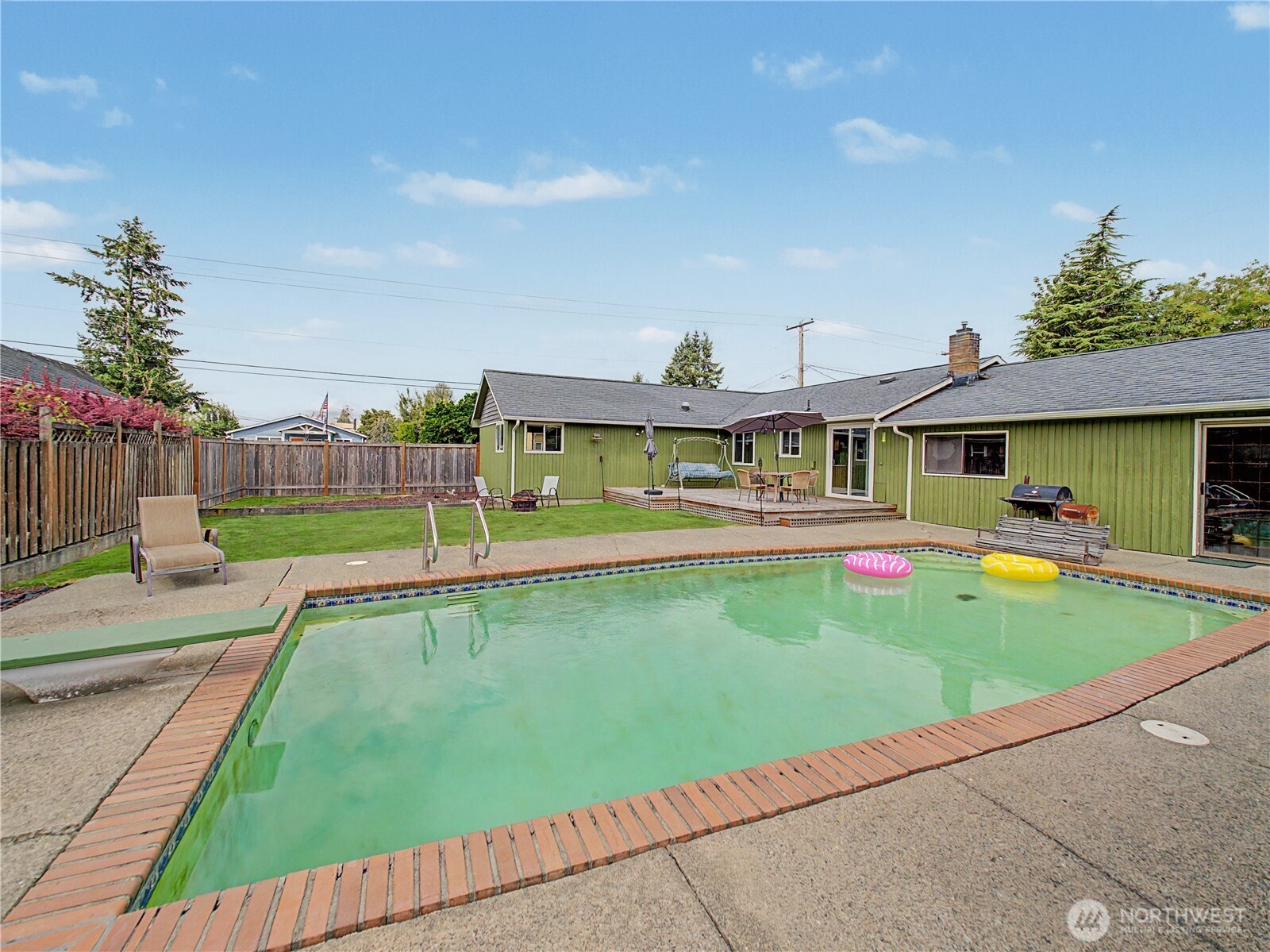 621 E Mason Avenue