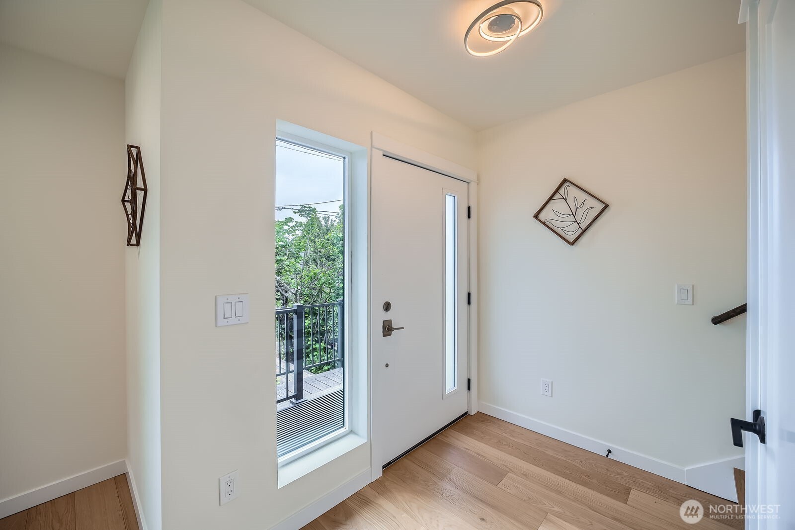 5930 18th Avenue S, Seattle, WA 98108, photo 5 of 37