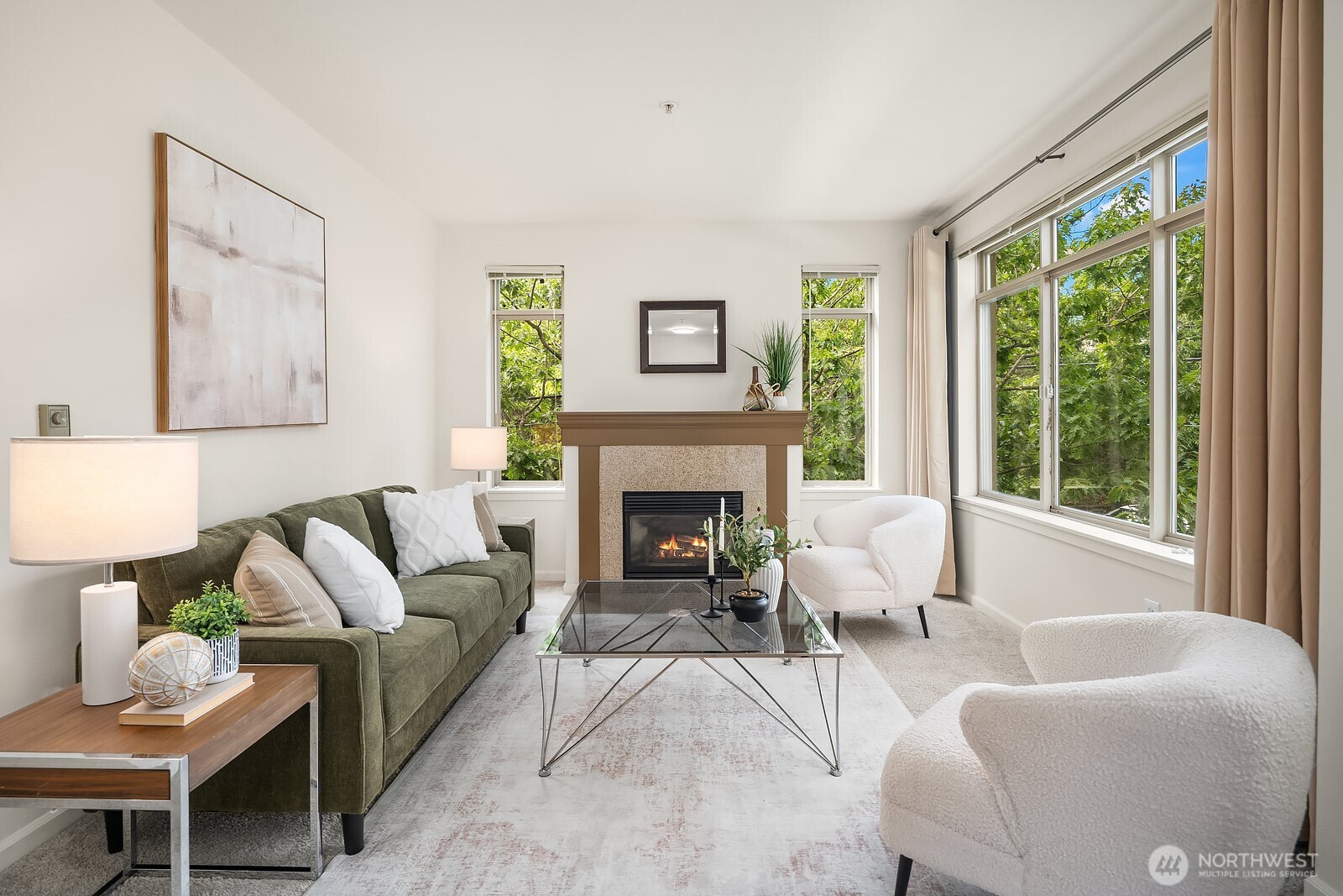 1000 Aurora Avenue N #311, Seattle, WA 98109, photo 3 of 30