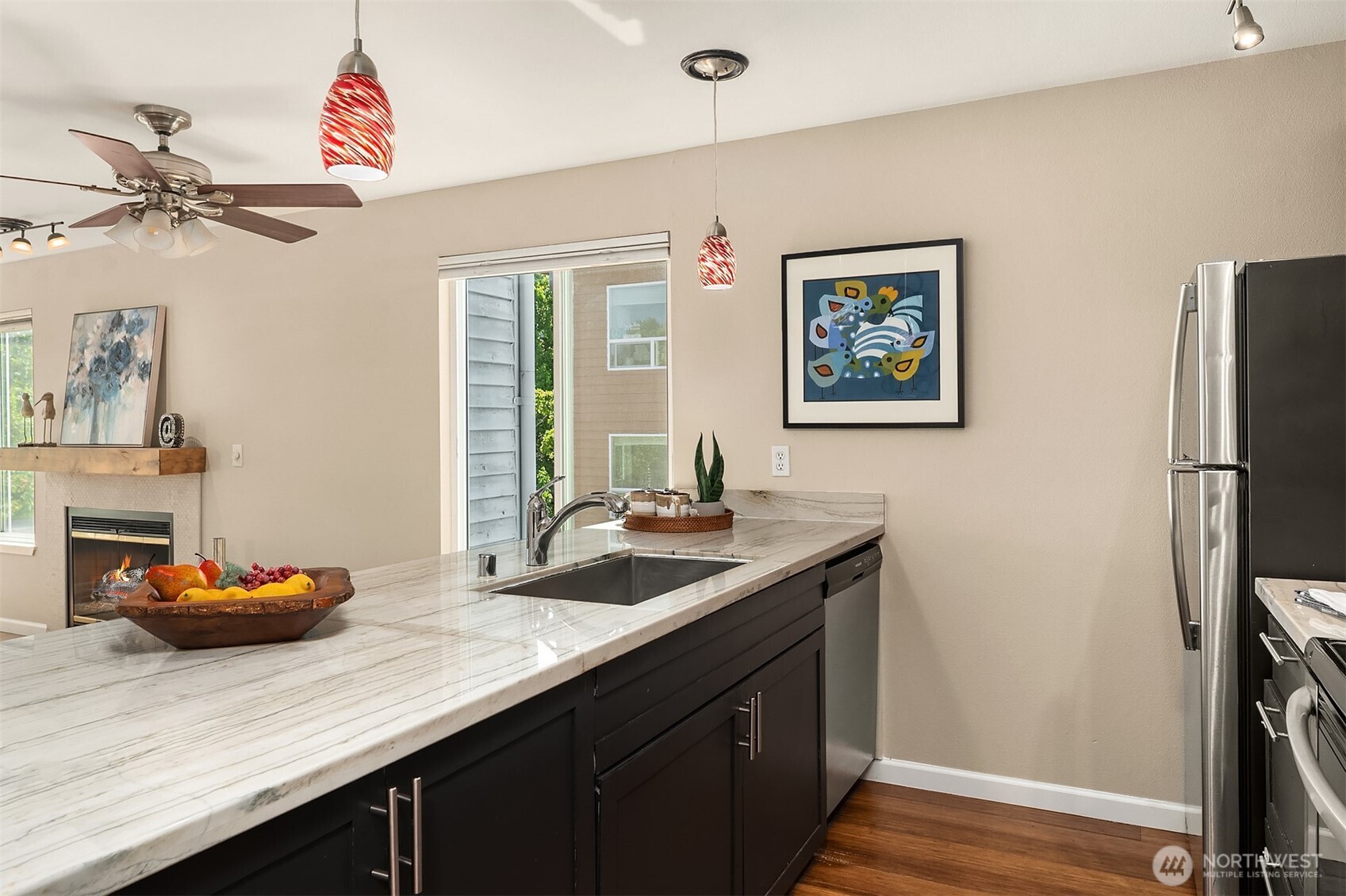 10329 Meridian Avenue N #202, Seattle, WA 98133, photo 5 of 19