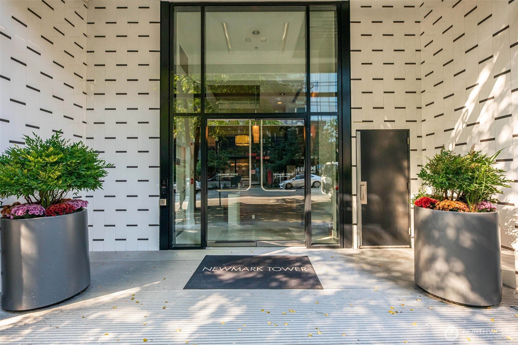 1415 2nd Avenue #2106, Seattle, WA 98101, photo 2 of 25