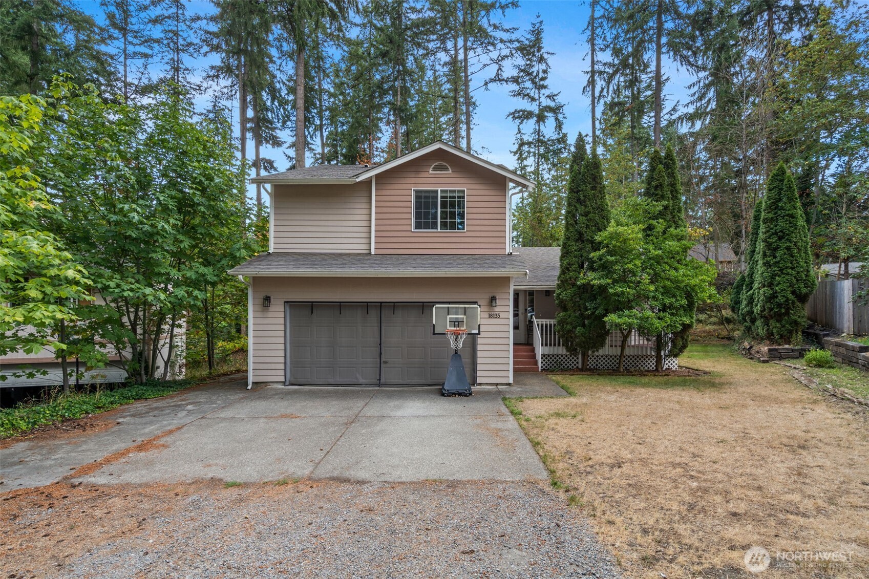 18133 Stoney Ct SE