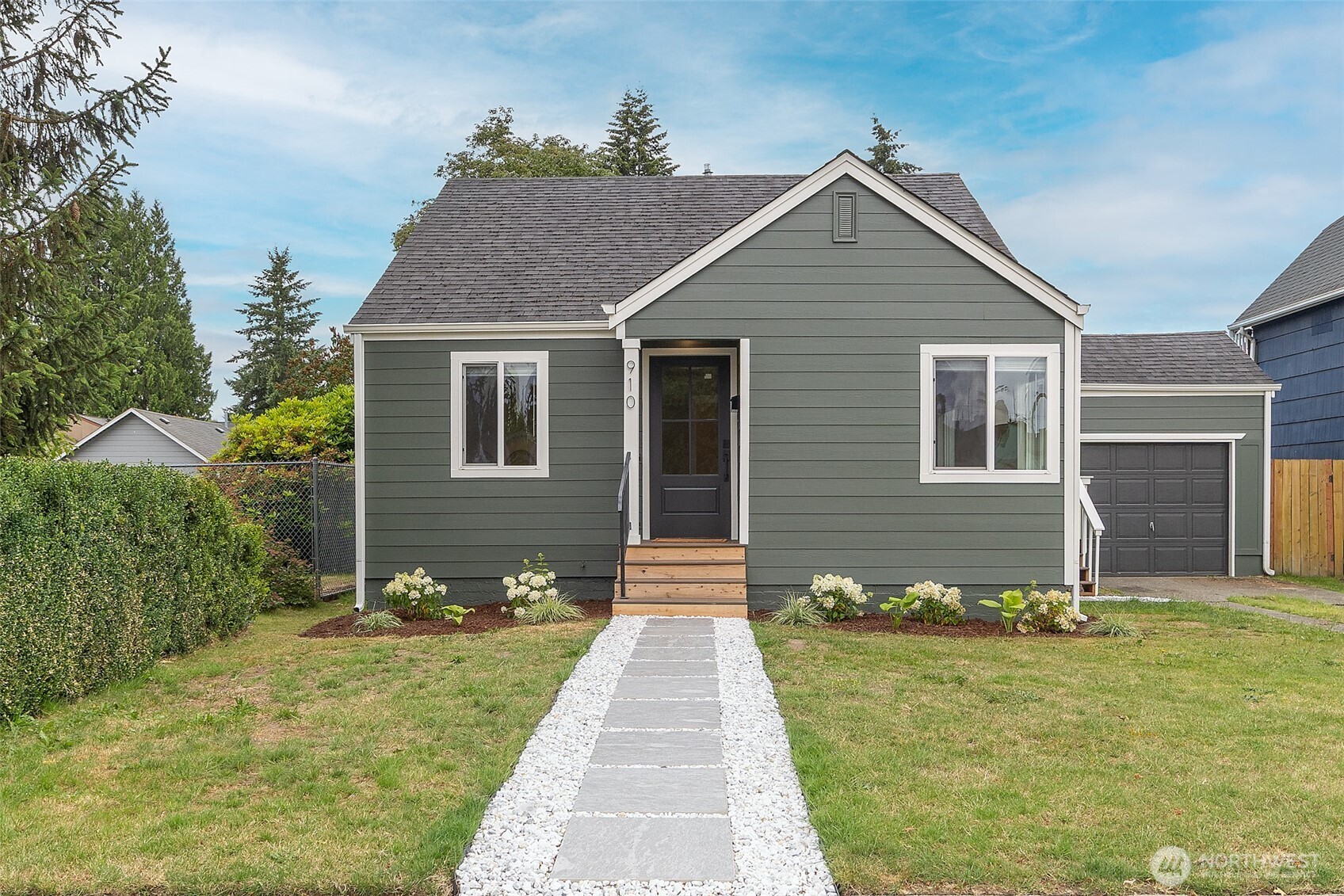 910 E MAIN Street