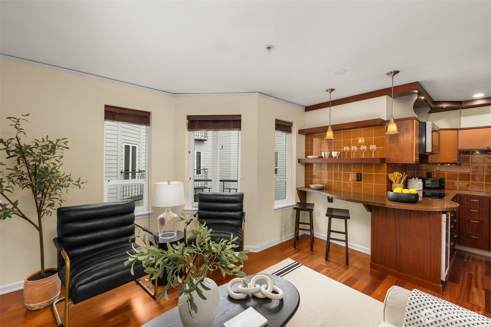 3028 Western Avenue #501, Seattle, WA 98121, photo 4 of 31
