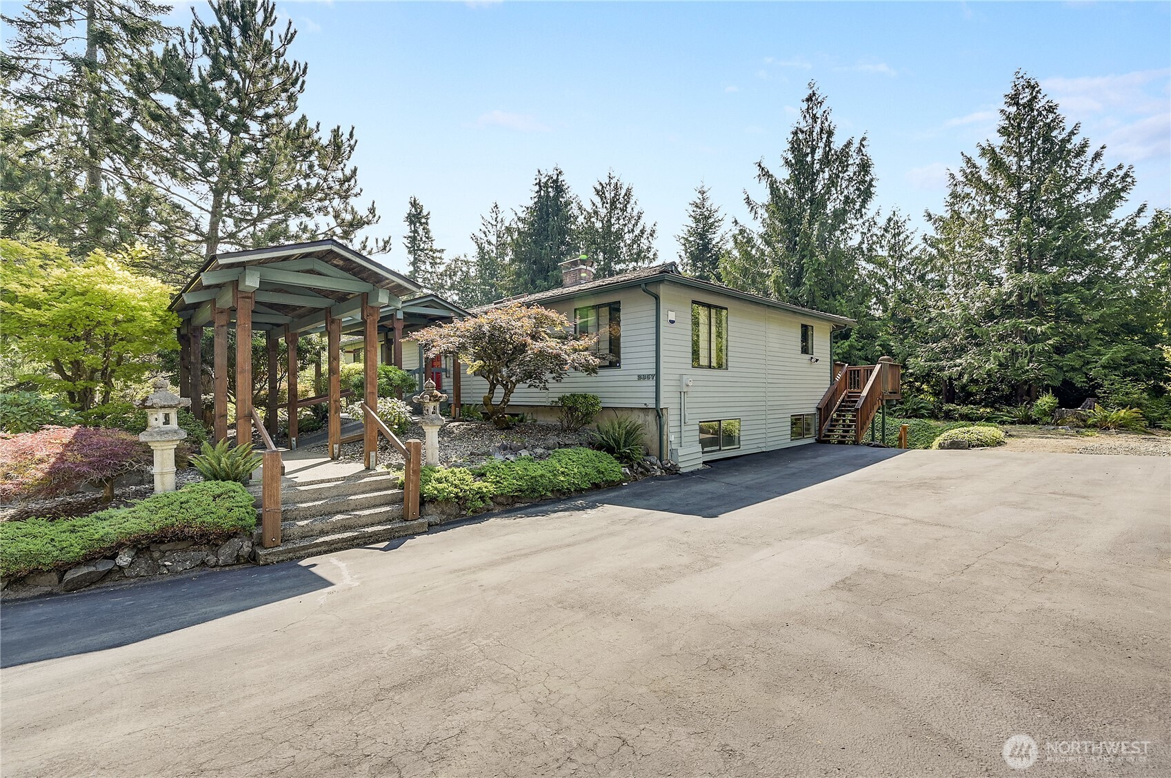 2357 Mountain View Drive SE