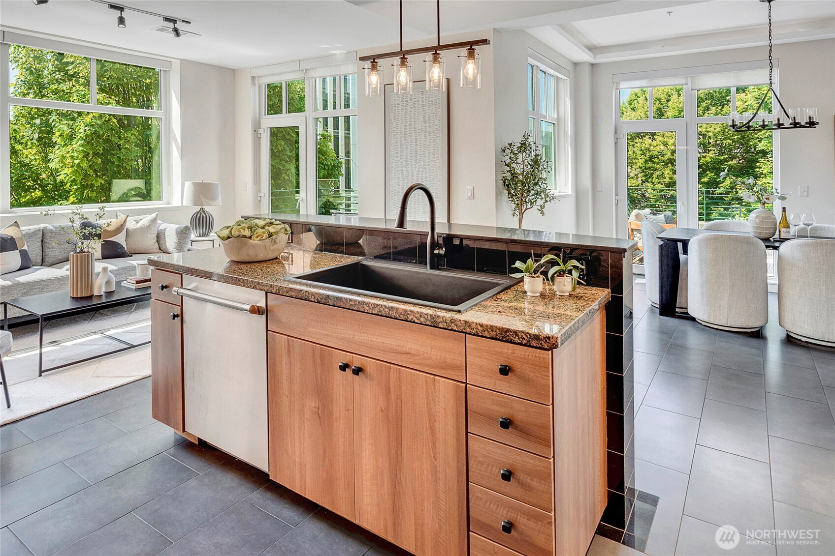 17 W Mercer Street #TH7, Seattle, WA 98119, listed at Tribeca