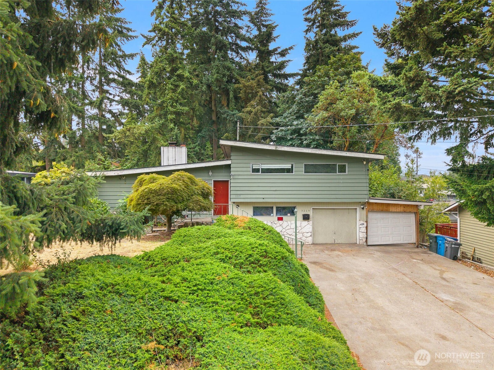 3219 S 166th Street
