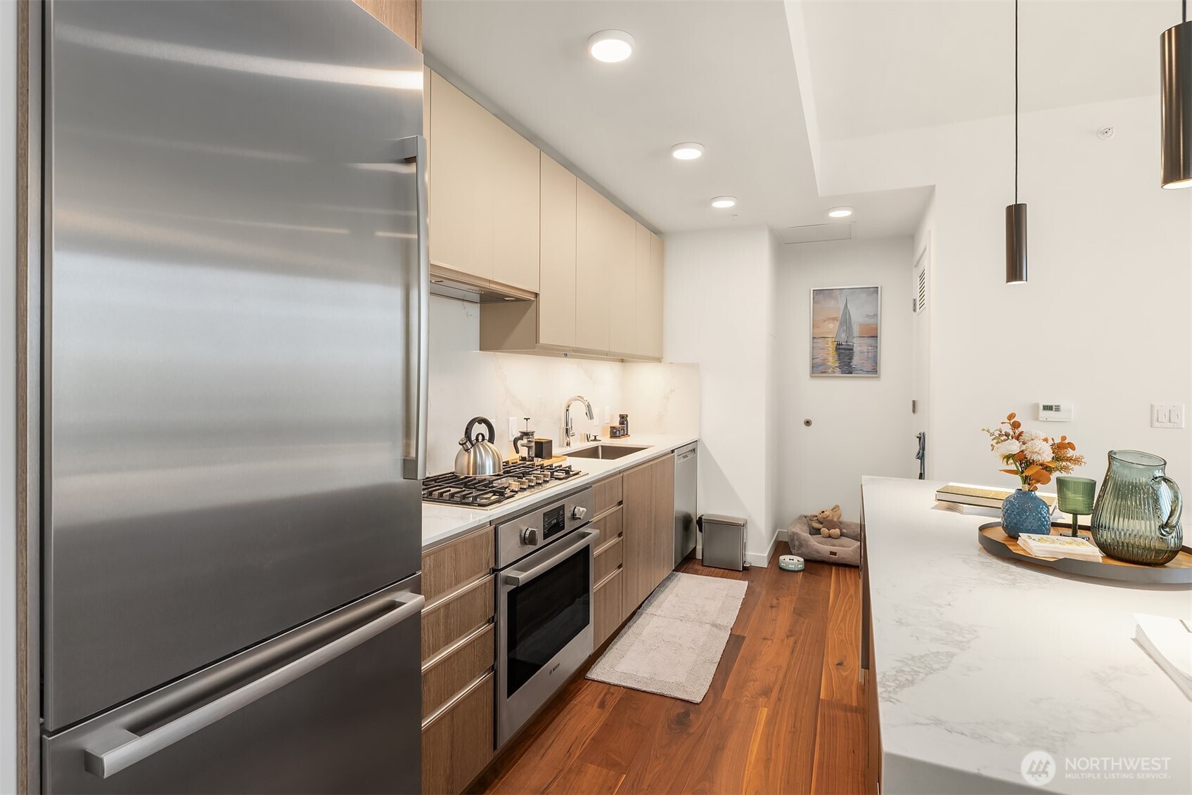 800 Columbia Street #2609, Seattle, WA 98104, photo 4 of 40