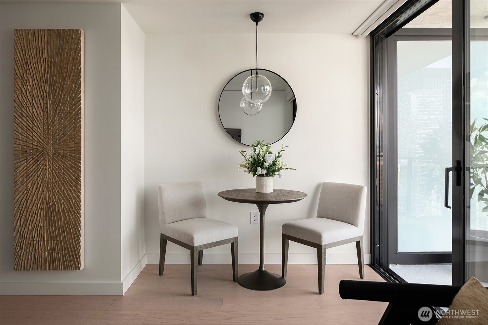 300 Virginia Street #4304, Seattle, WA 98101, photo 2 of 4