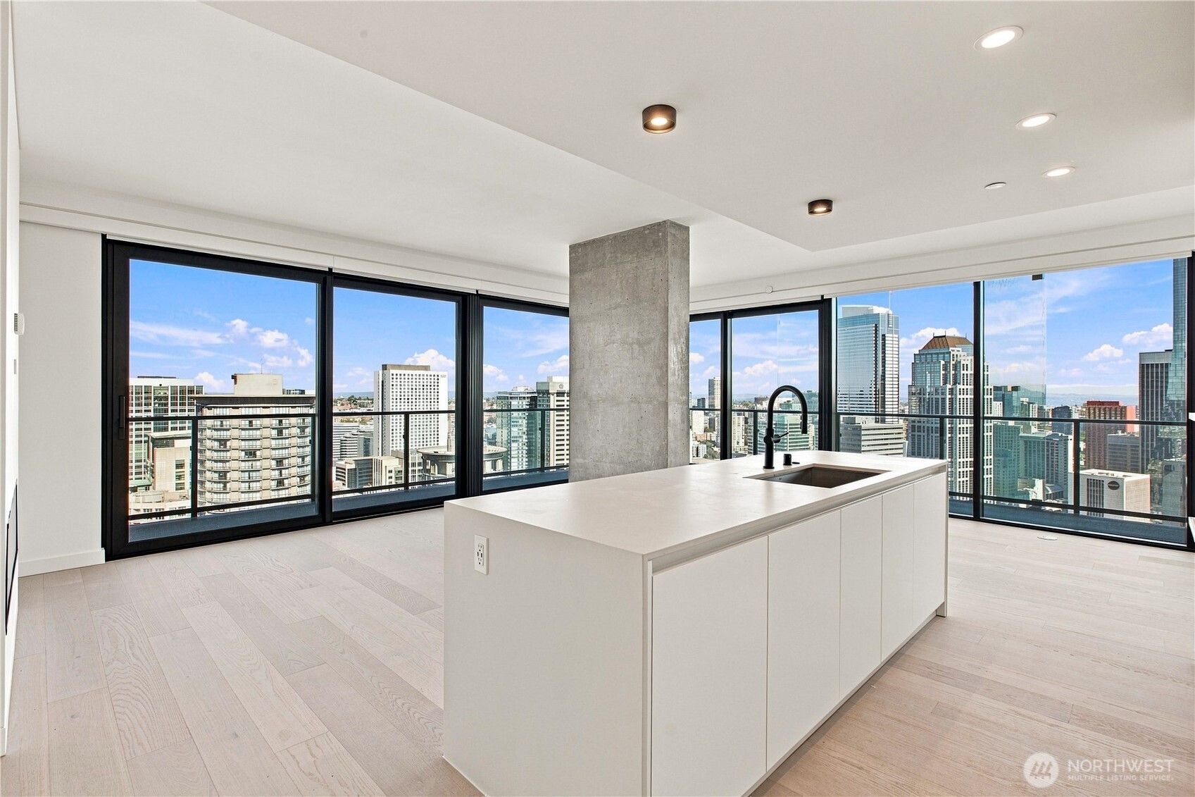 300 Virginia Street #4304