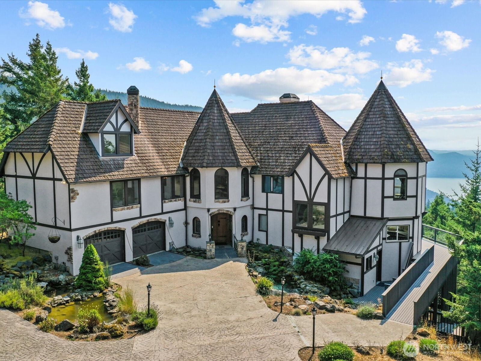 65 Aerie Road