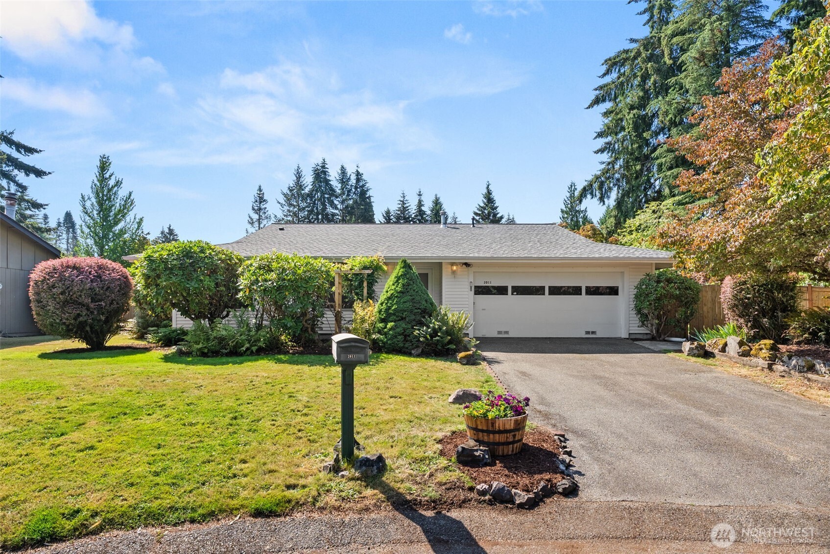 2011 Baker Terrace SE