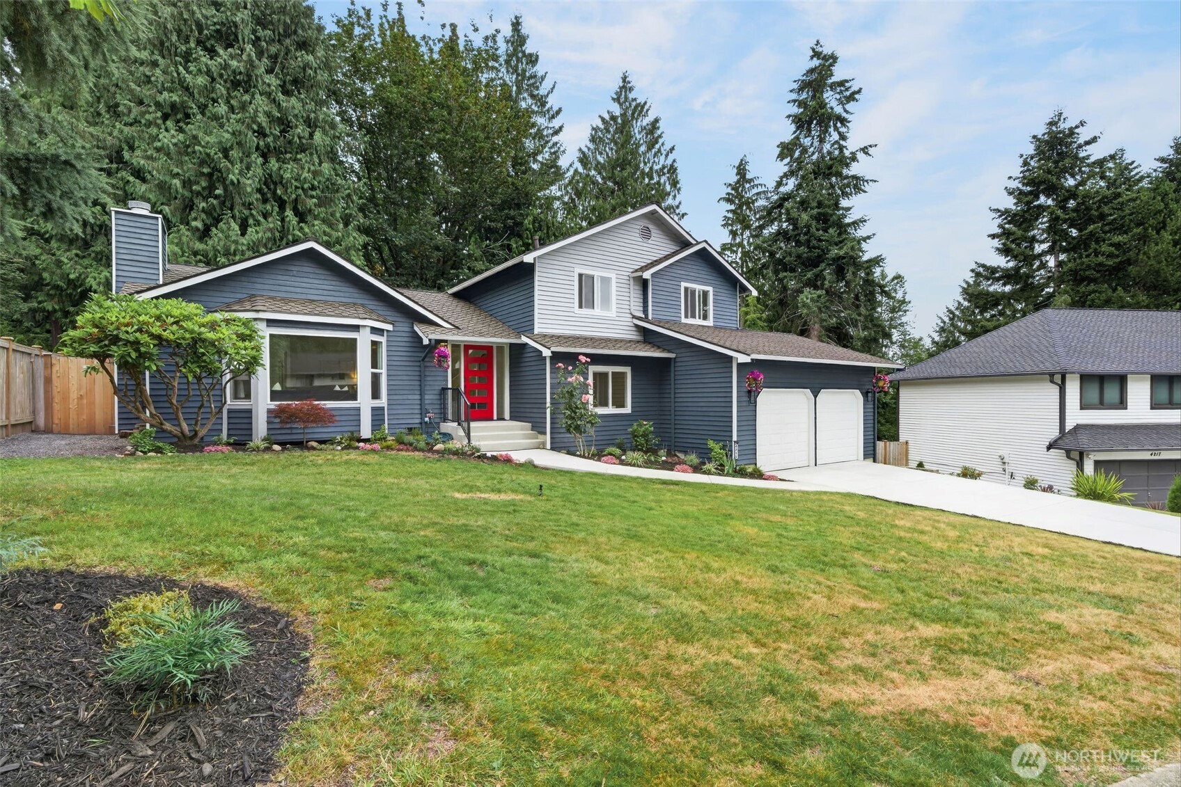 4211 210 th Place NE