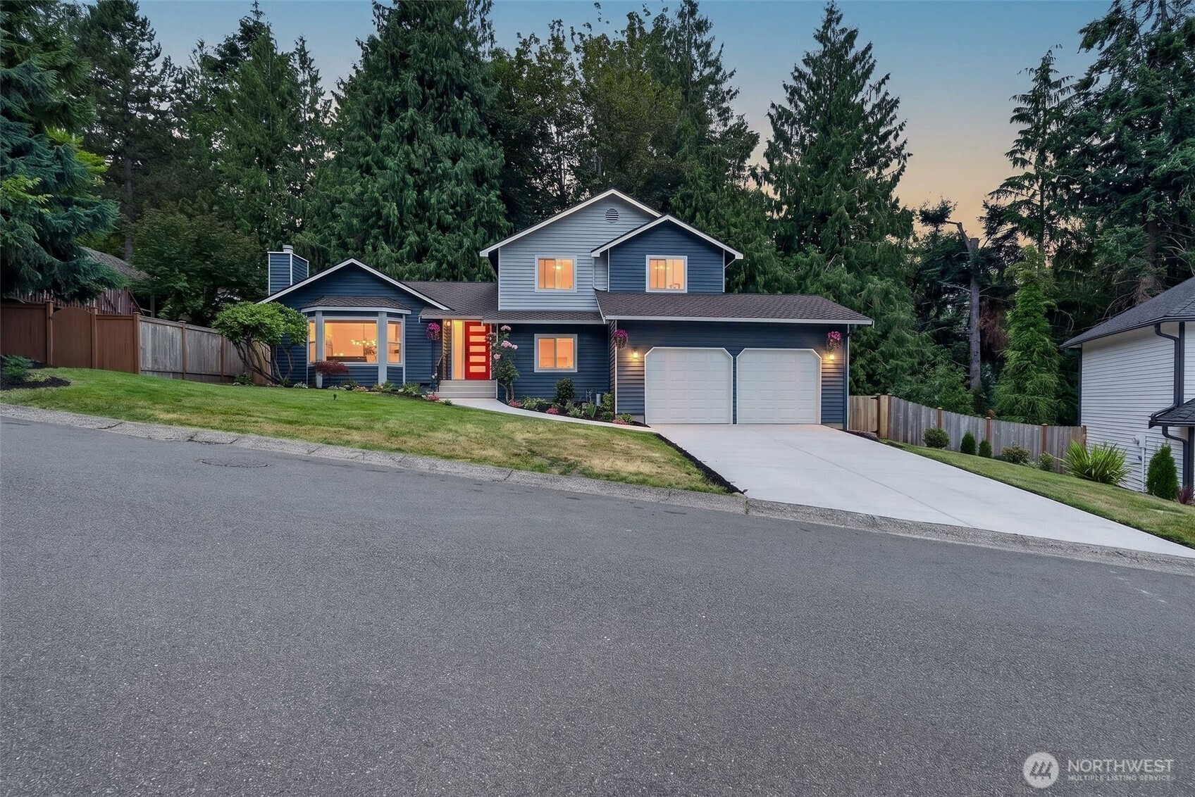 4211 210 th Place NE
