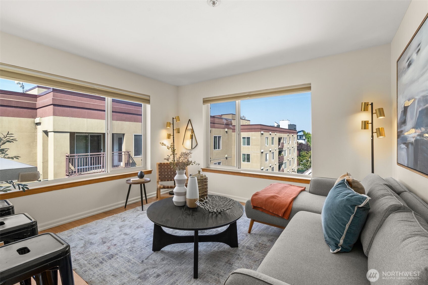 712 E Denny Way #501