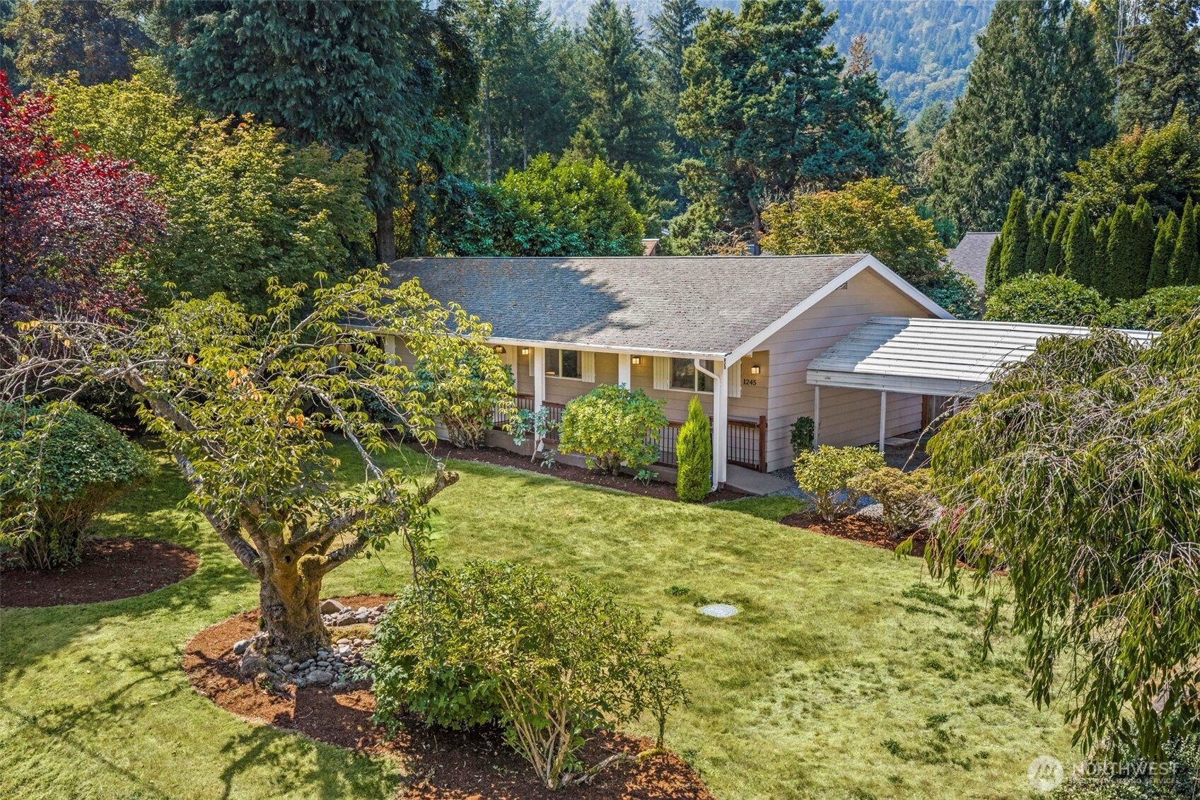 1245 6th Avenue SE