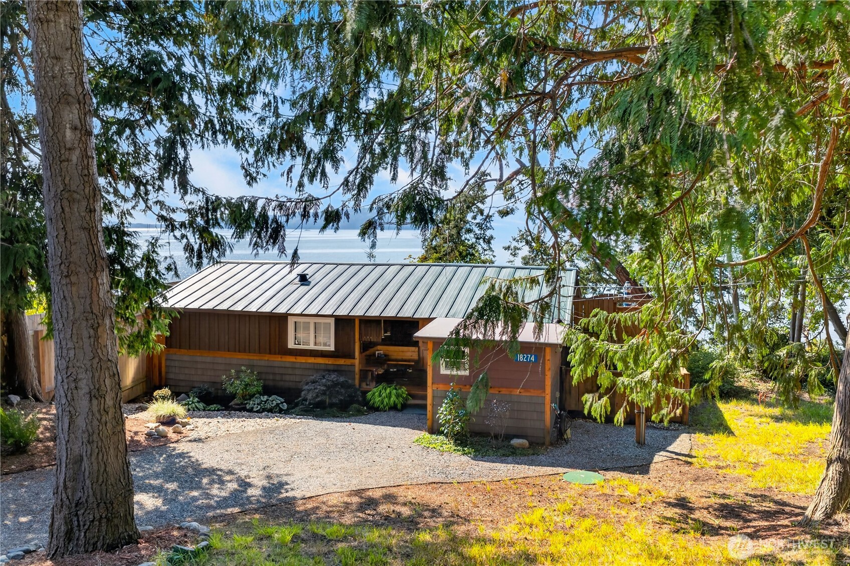 18274 Capet Zalsiluce Road