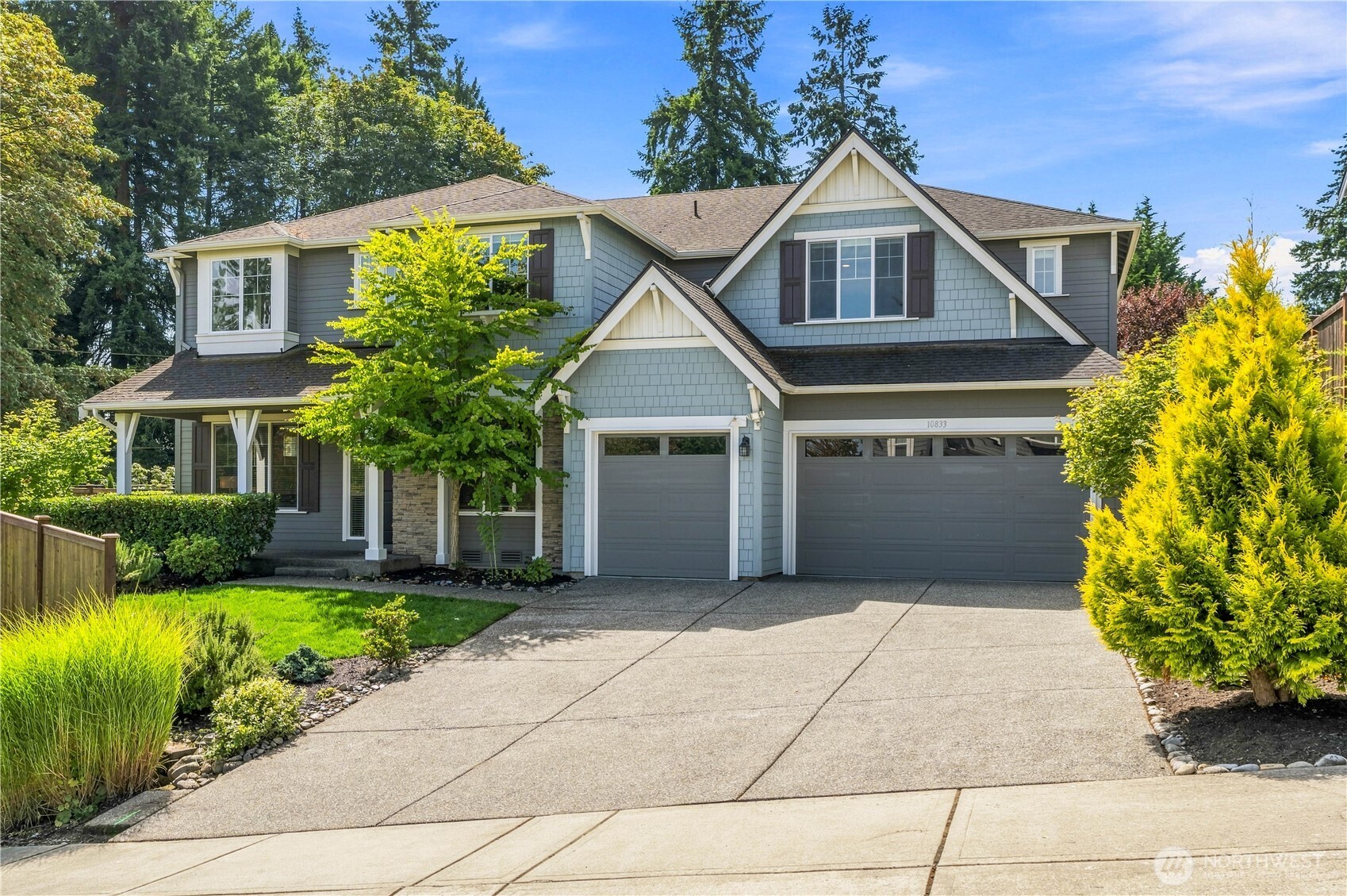 10833 NE 190th Place