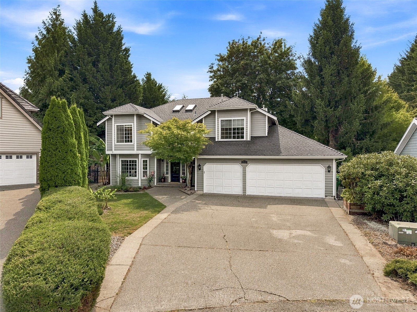2531 Buckingham Drive SE