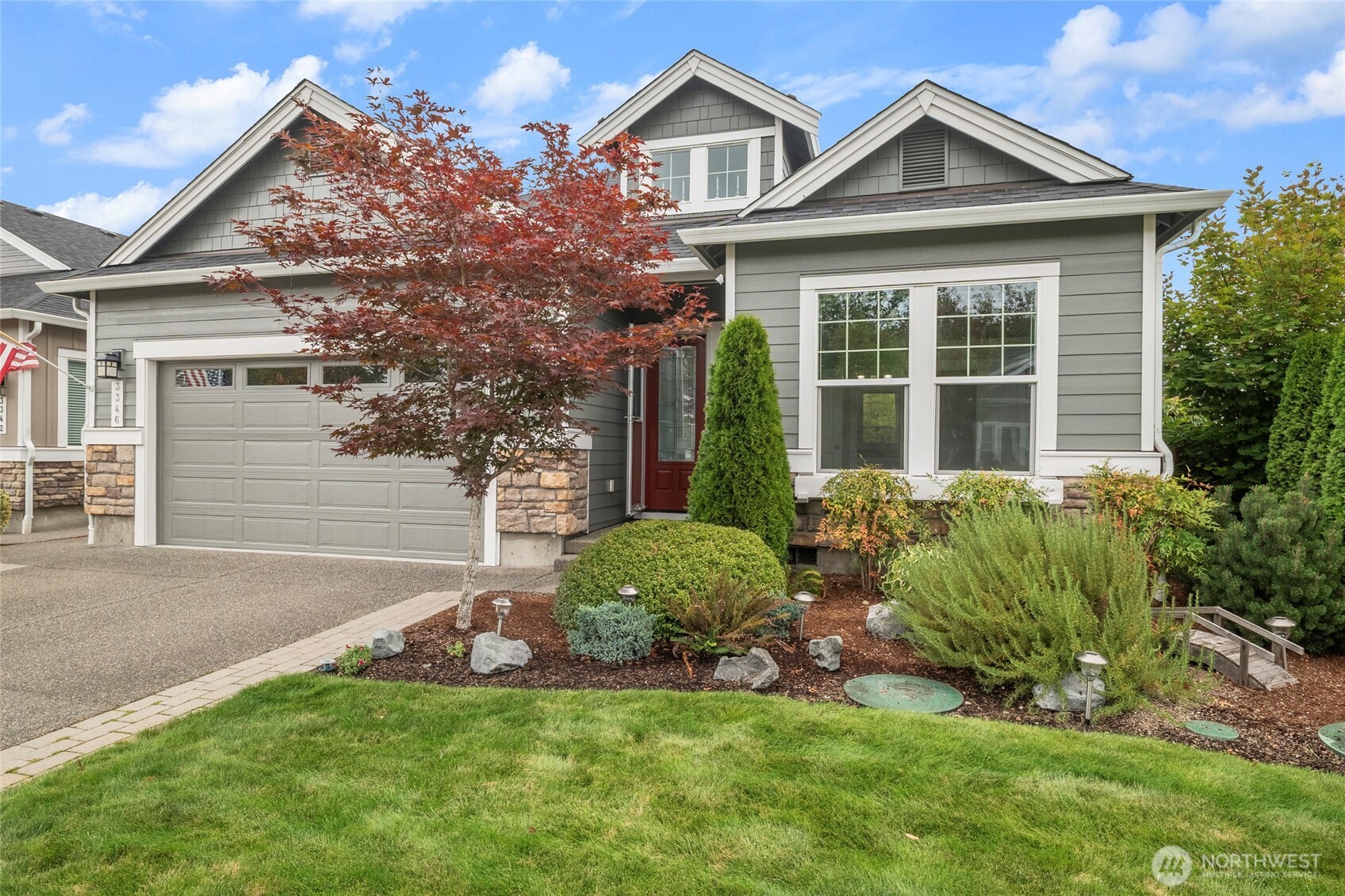 3346 Arrowroot Street SE
