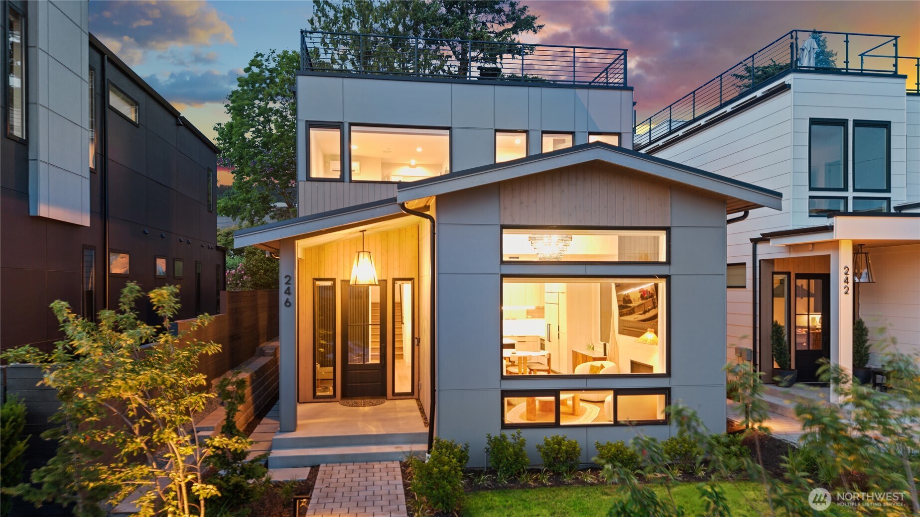 246 5th Avenue W
