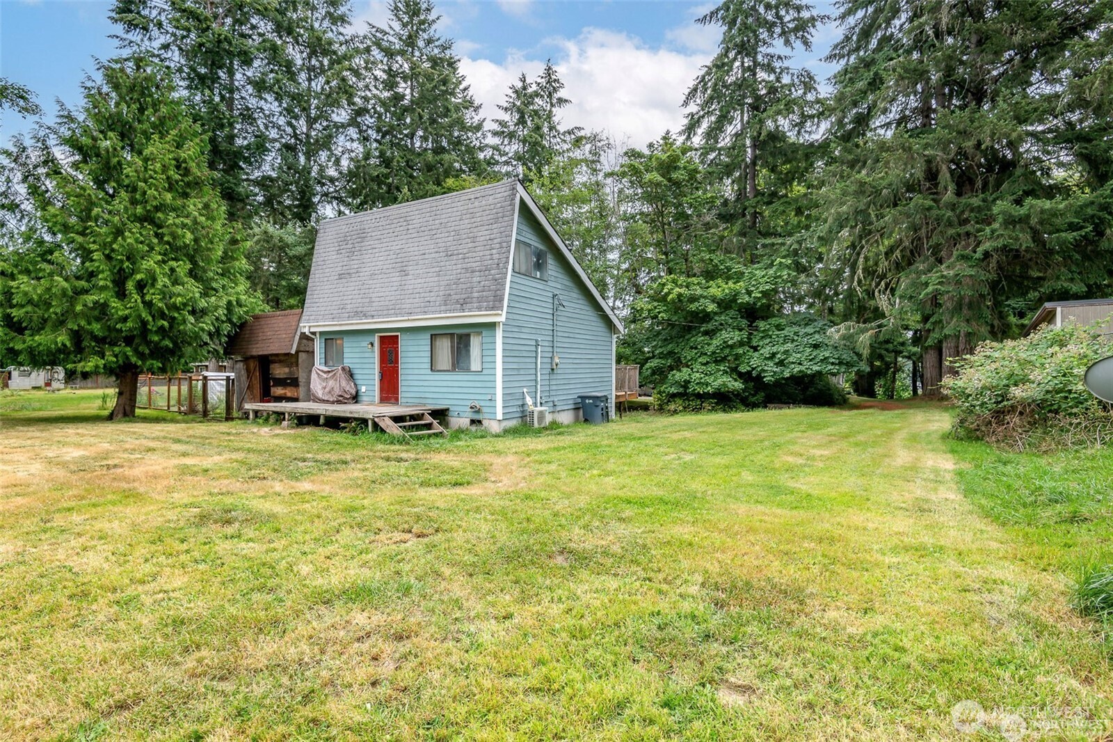 406 E Madrona Drive