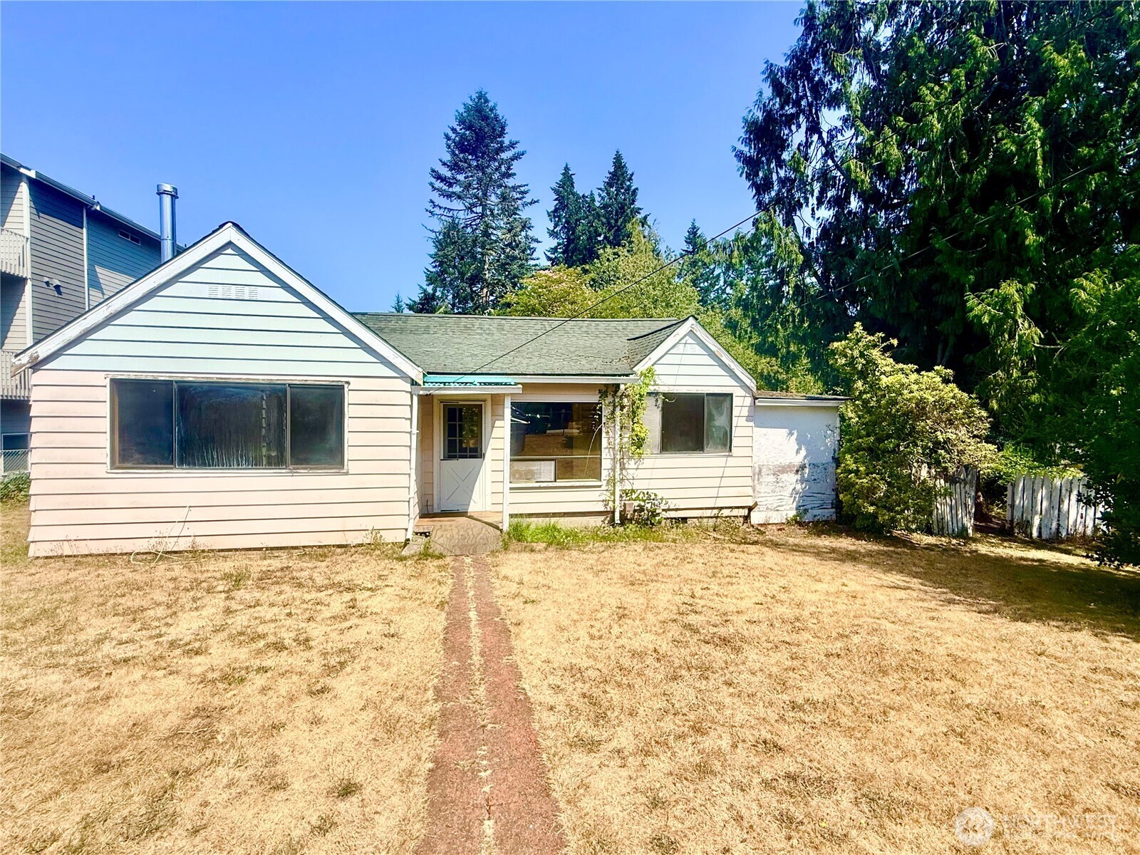 1919 Guy Wetzel Road, Port Orchard, WA 98366, photo 2 of 2